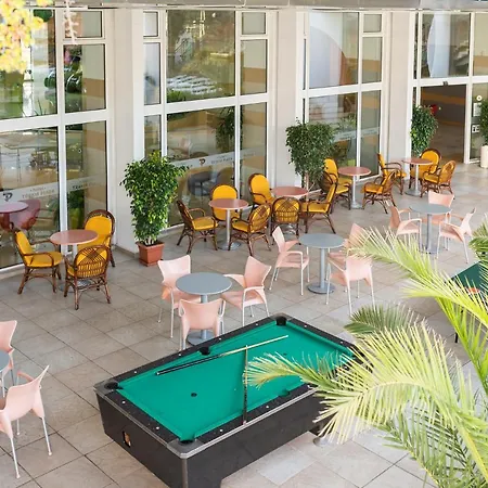 Trakia Plaza Hotel&apartments Szálloda 4*